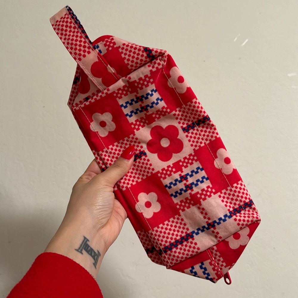 Sandy Liang Baggu Dopp Kit